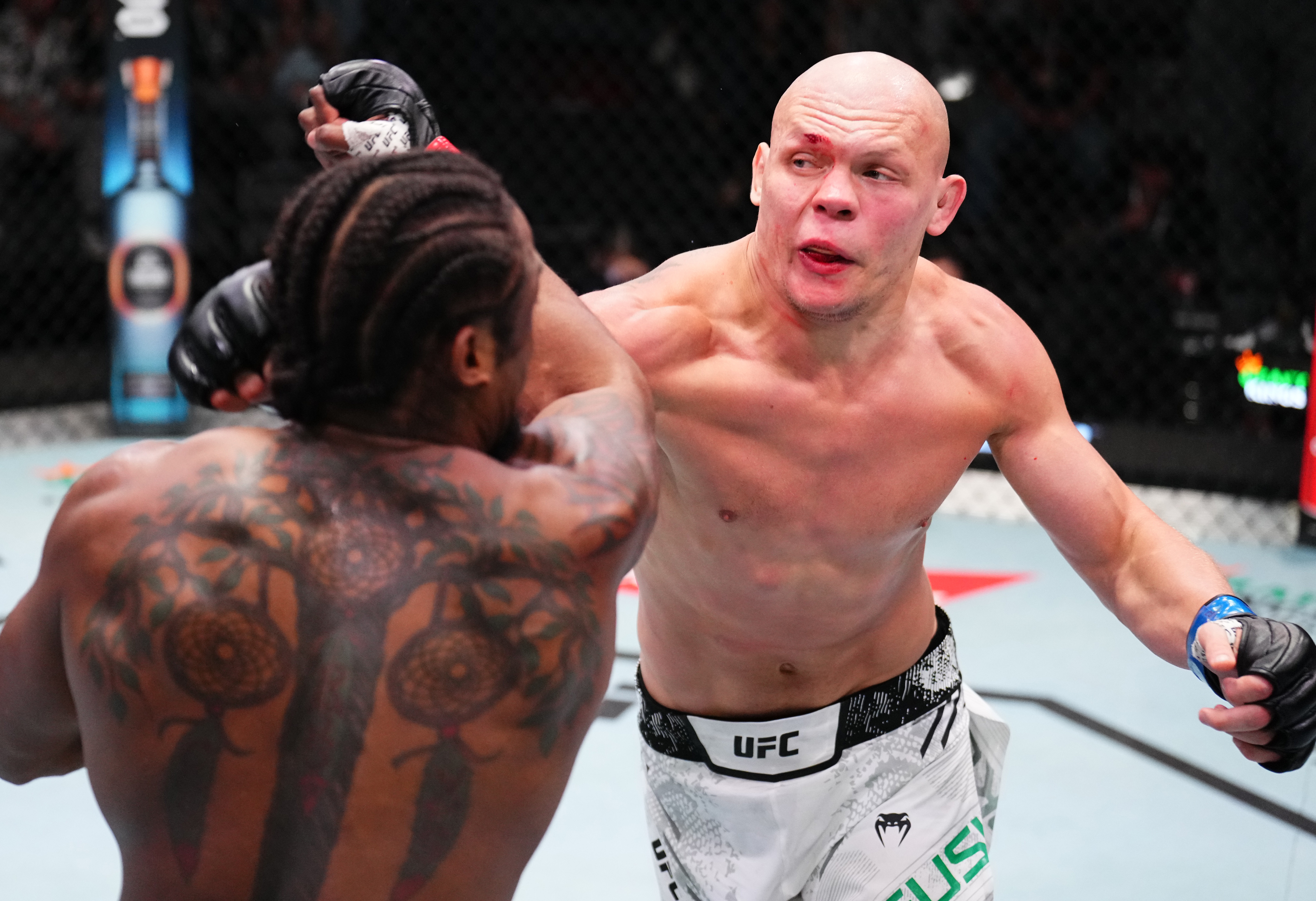 UFC Fight Night: Spann v Guskov